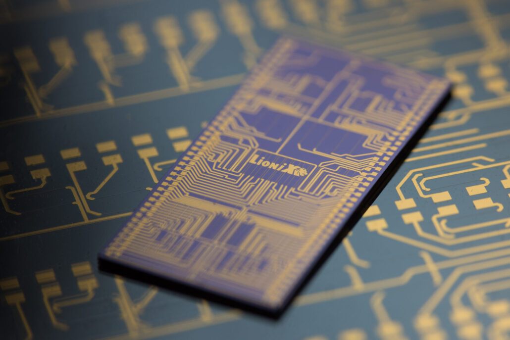 lionix international photonic integrated circuit design